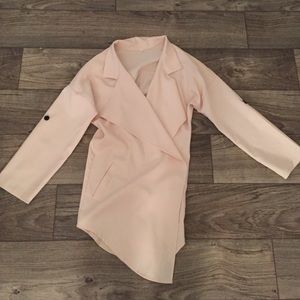 Light pink blazer🎉MOVING SALE🎉
