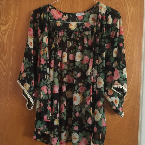 Floral kimono - Picture 4 of 4