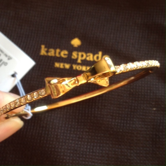 Kate Spade bow bangle bracelet . Host Pick 🎀 - Picture 3 of 3