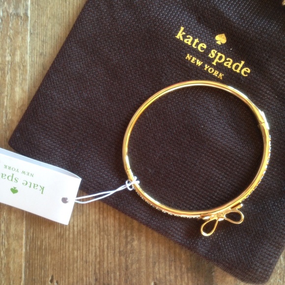Kate Spade bow bangle bracelet . Host Pick 🎀 - Picture 2 of 3