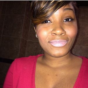 Meet your Posher, Wayneisha