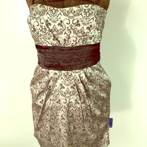 Elegant Sweetheart Silver & Black Rouched Dress