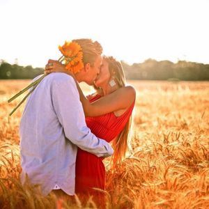 Meet your Posher, Niki