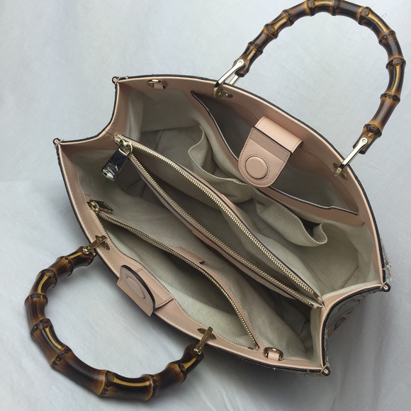Gucci Handbag - Picture 4 of 4