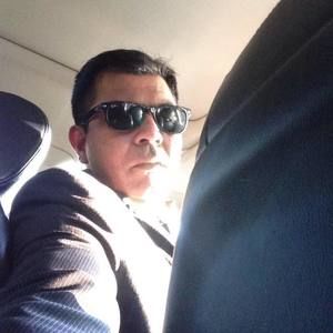 Meet your Posher, Amjad