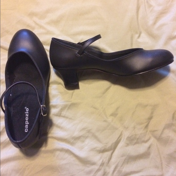 Capezio 550 character shoes black 9.5