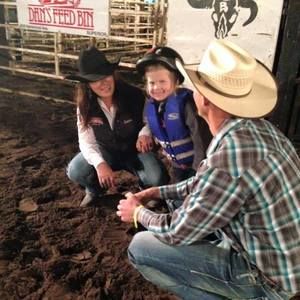 Meet your Posher, Laura