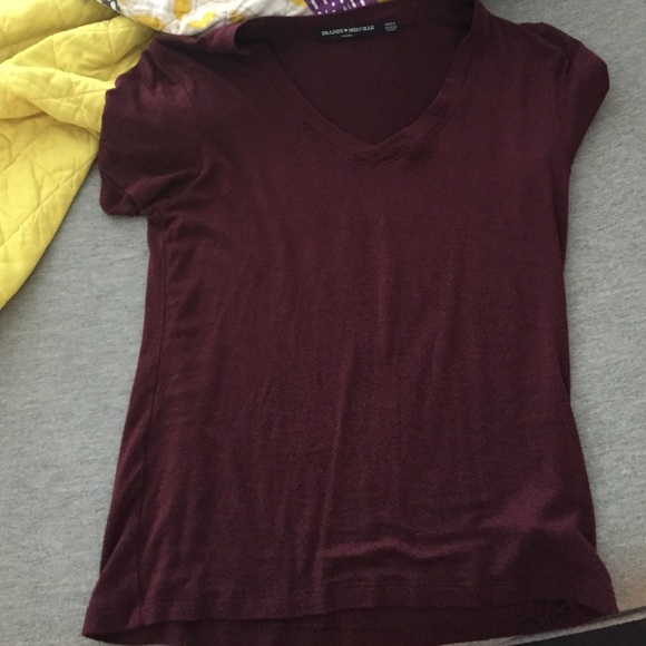Brandy Melville v neck