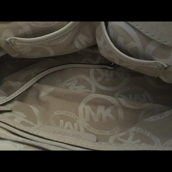 Michael Kors East/West Satchel - Picture 2 of 3