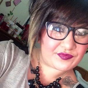 Meet your Posher, Tearsha