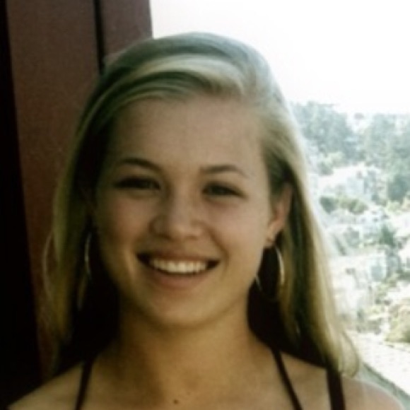 Meet your Posher, Amelia