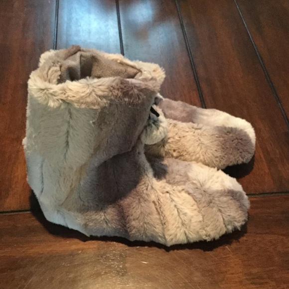 Fuzzy slipper boots