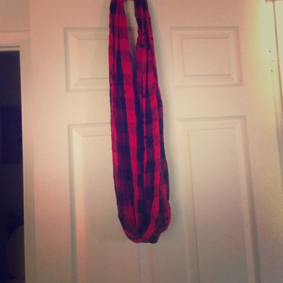 Plaid infinity scarf