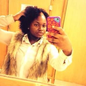 Meet your Posher, Alisha