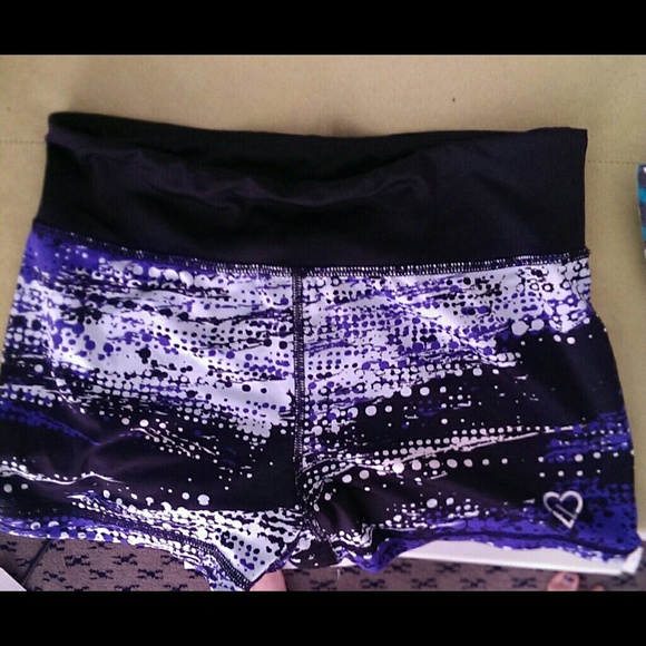 TRADED - Picture 2 of 4