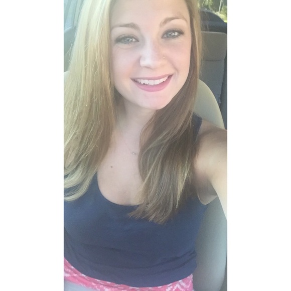 Meet your Posher, Cailin - Picture 1 of 1