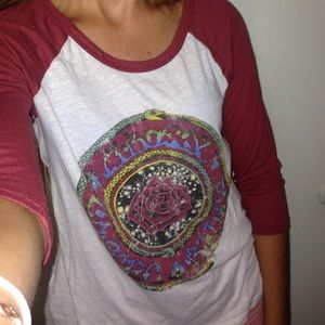 XS Obey Baseball Tee