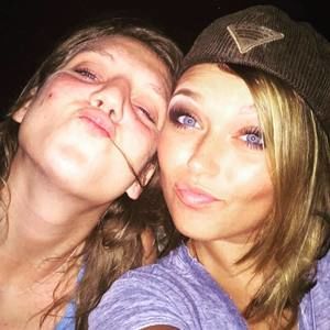 Meet your Posher, Jade