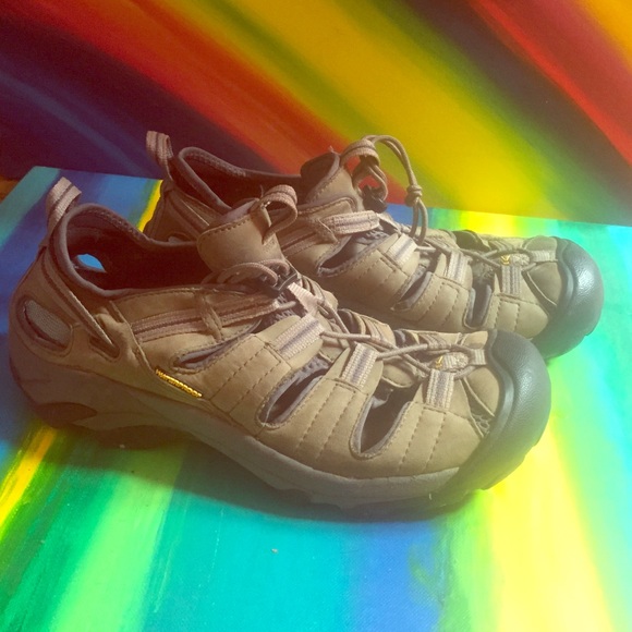 Women's Keens, army green