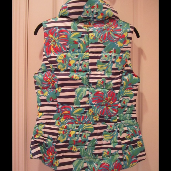 Lilly Pulitzer Syd Down Vest NWT Small - Picture 2 of 4