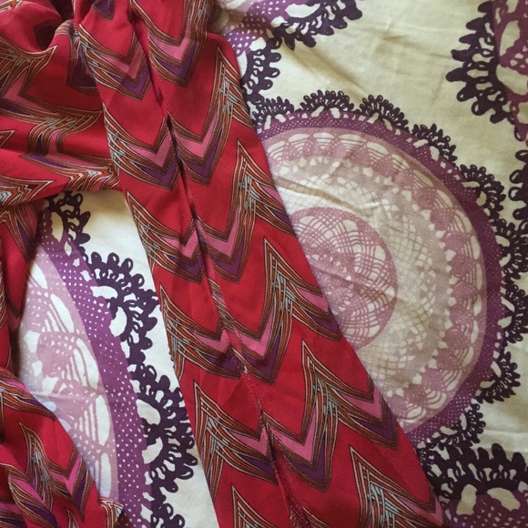 Sold!!! Cute Dress - Picture 3 of 4