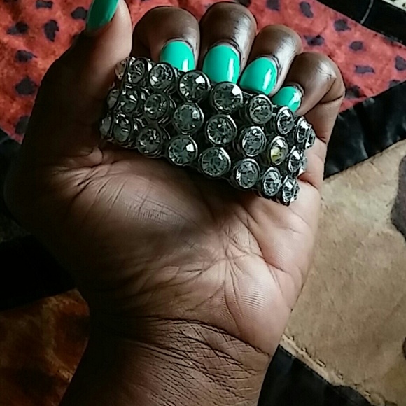 Bracelet - Picture 3 of 3
