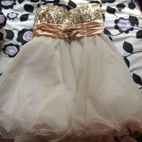 Sparkly white and gold strapless dress