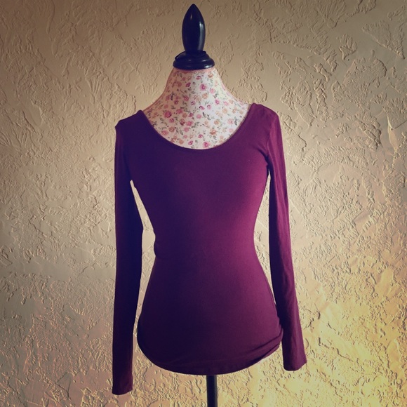 Long Sleeved Burgundy/Wine Scoop Neck Top