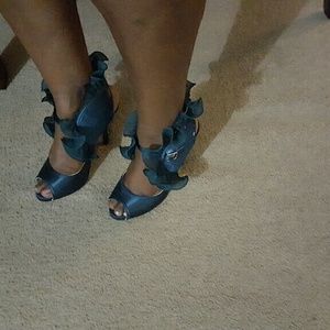 Wild Rose Blue Heels