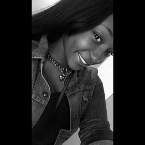 Meet your Posher, Jasmine