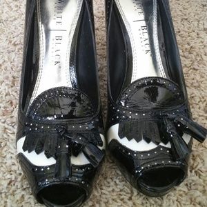 White House Black Market Women's size 7.5