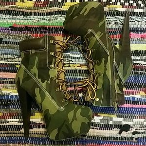 Camouflage booties