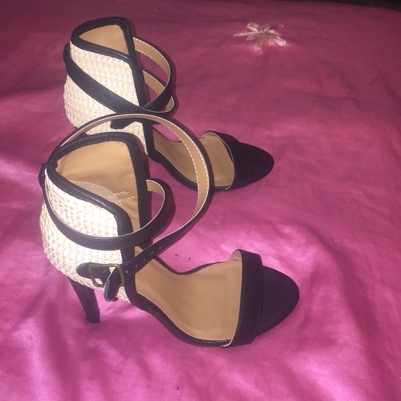Strap Pumps