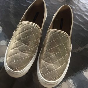 Only worn once, new shoes from forever 21!