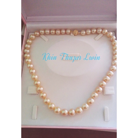 Authentic South Sea Pearl Necklace in Golden Color