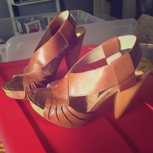 Michael Kors tan cork and wood heels!