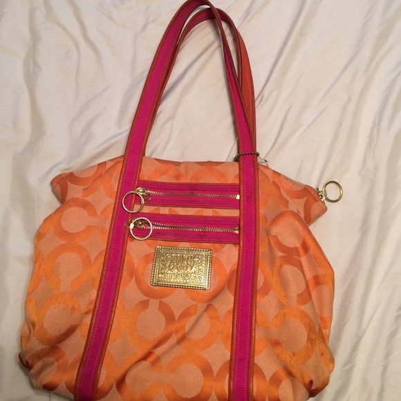 Authentic coach poppy