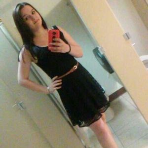 Meet your Posher, Cierra