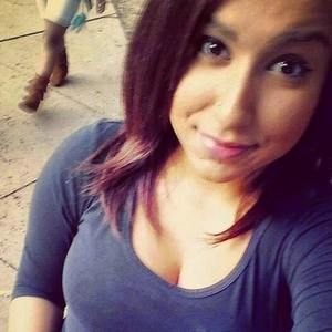 Meet your Posher, Amela