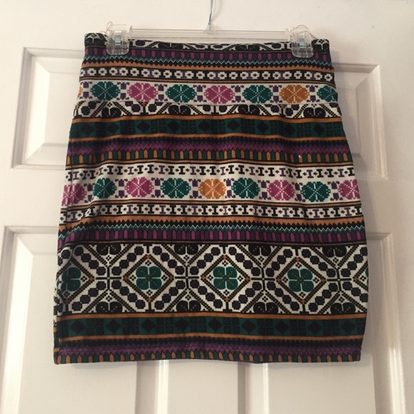 Swoon Dresses & Skirts - Swoon skirt.