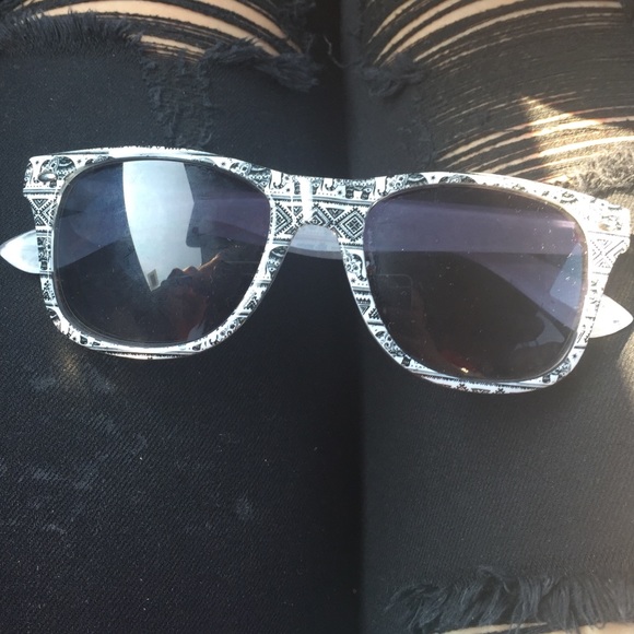 Custom printed Gondola Elephant Glasses