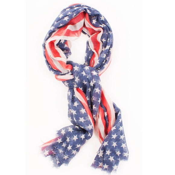 OTHERS FOLLOW AMERICAN FLAG SCARF