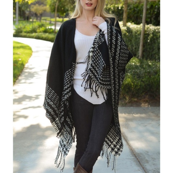 LOWEST PRICE "Pied Beauty" Poncho Wrap Cardigan - Picture 2 of 4
