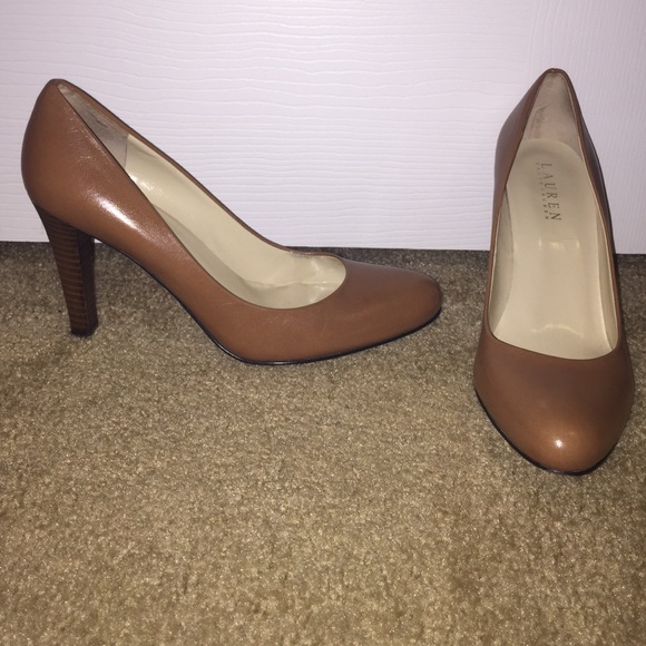 LAUREN Ralph Lauren Pumps