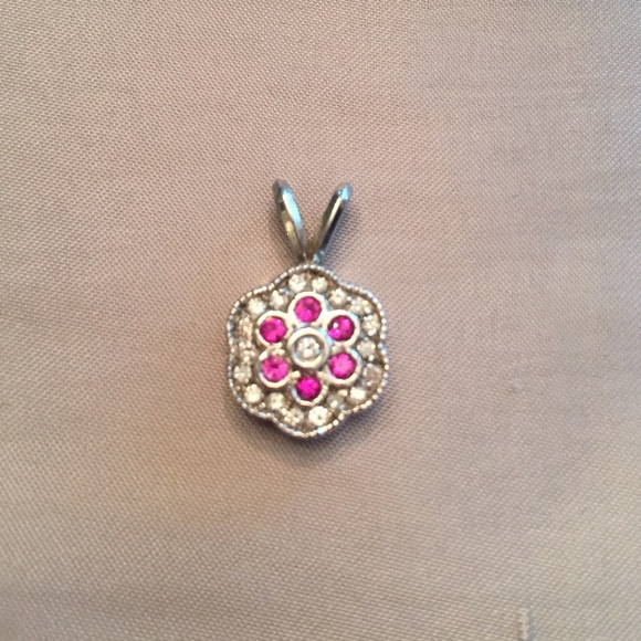 100% authentic white and pink Diamond pendent