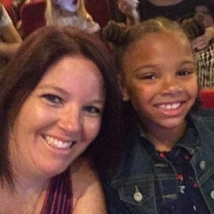 Meet your Posher, Lori