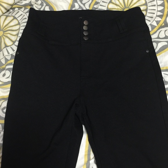 Black high waisted stretchy pants