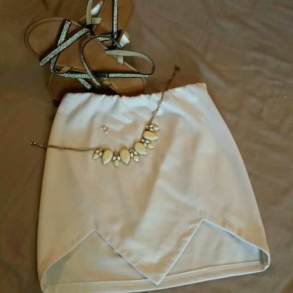 Dresses & Skirts - White pixie skirt