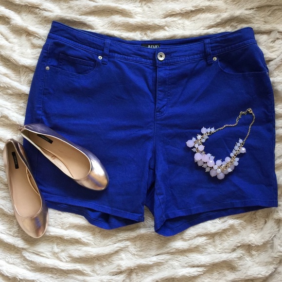 PRICE DROP 💖🙀Royal Blue Denim Shorts