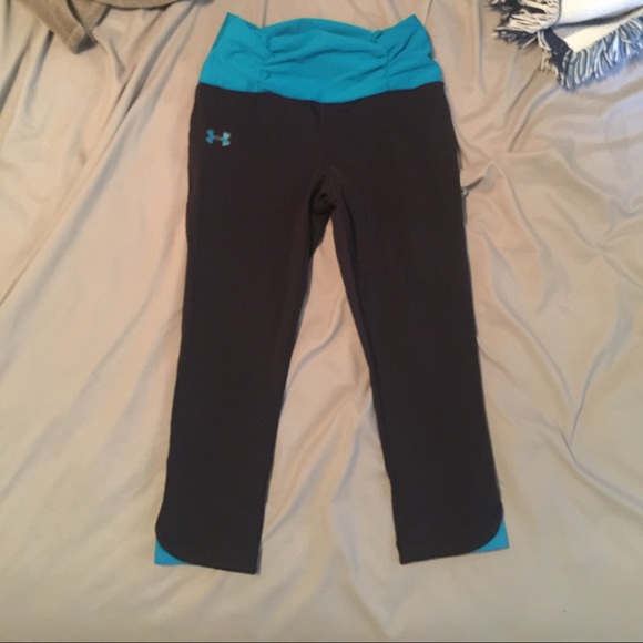 Under Armour cropped leggings